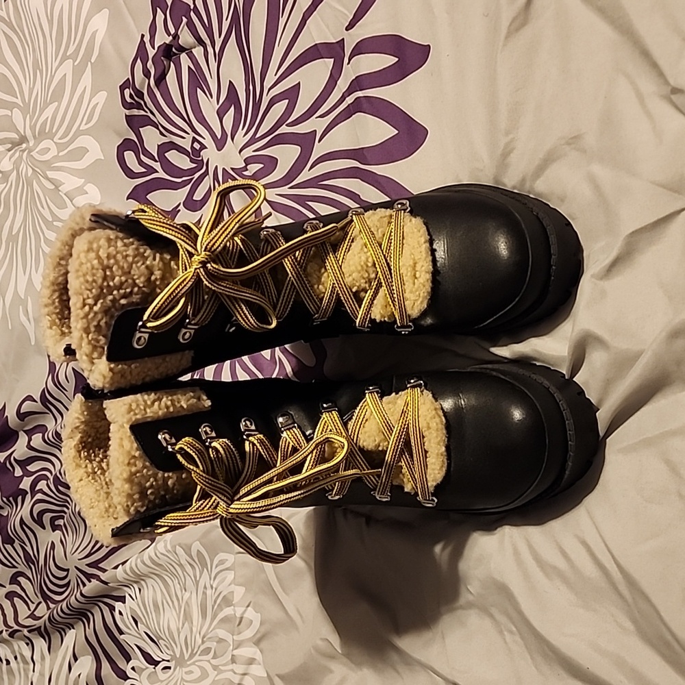 Steve Madden Bundleup Leather Faux Sherpa Booties